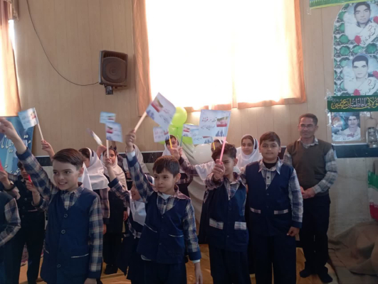 میز خدمت در روستای حسین آباد برگزار شد