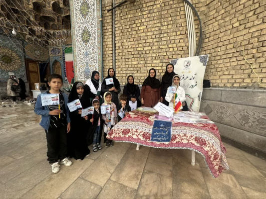 میز خدمت در امامزاده احمد تیران برگزار شد