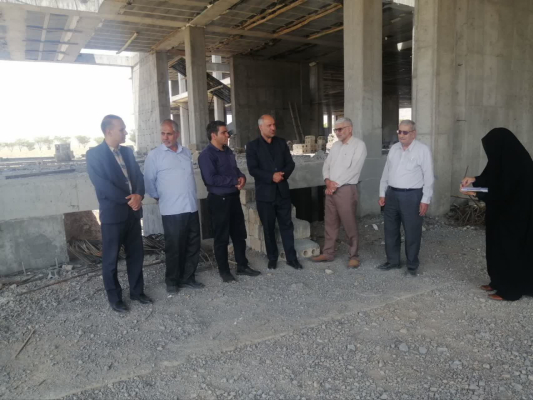 بازدید مسئولان شهرستان از پروژه بیمارستان امام رضا(علیه السلام)