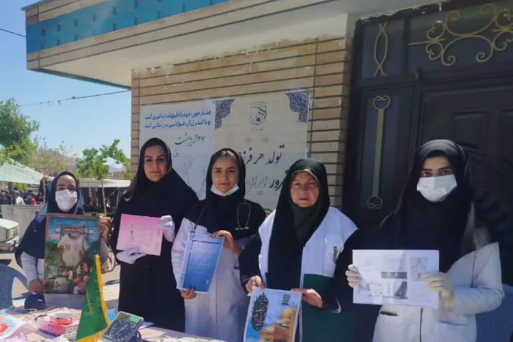 میز خدمت در دوشنبه بازار عسگران برگزار شد