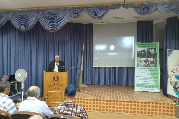 جلسه آموزشی ویژه بازنشستگان و سالمندان شهر تیران برگزار شد