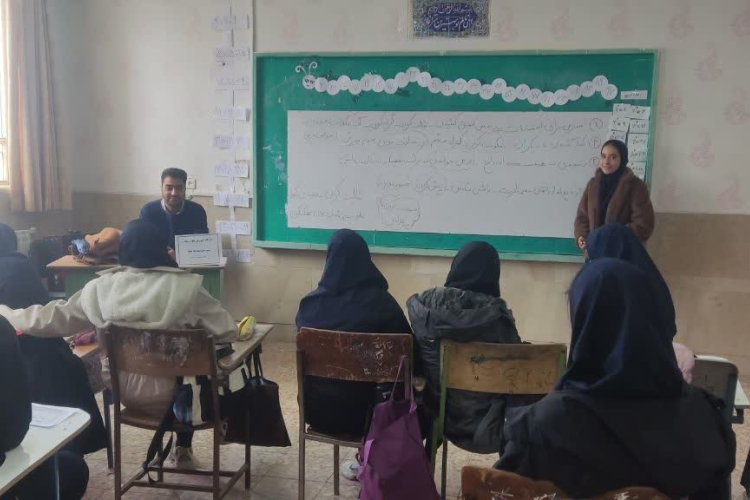 کلاس آموزشی در مدرسه فدک قهریزجان برگزار شد