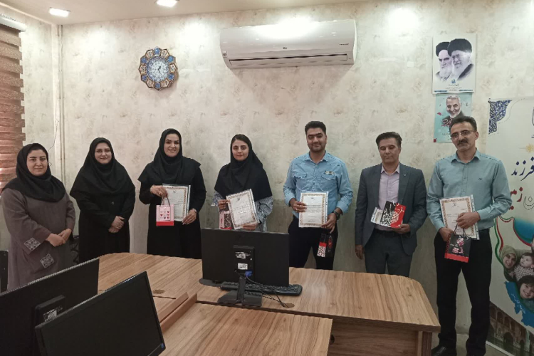 تقدیر از همکاران شاغل در واحد بهداشت روان انجام شد