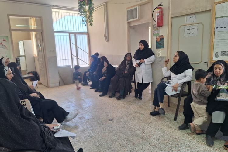 پیاده روی و جلسه آموزشی ویژه بانوان روستای قاسم آباد