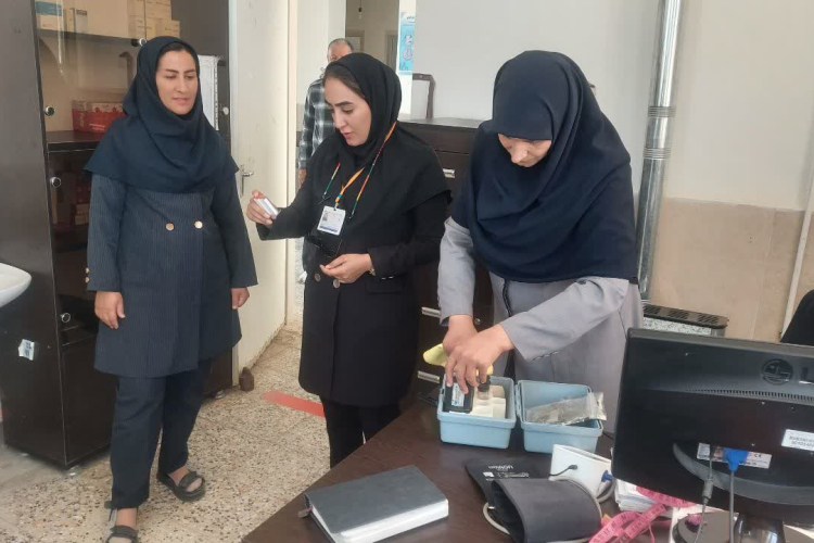 بازدید از سامانه های آبرسانی روستاهای تحت پوشش مرکز دولت آباد