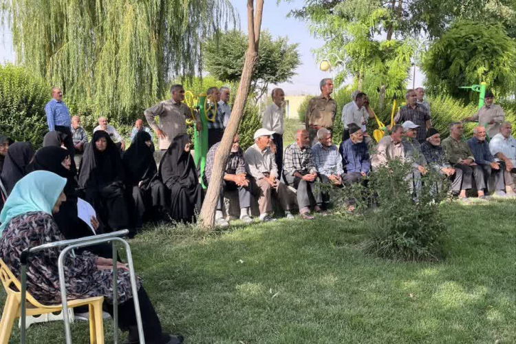 دورهمی سلامت ویژه سالمندان