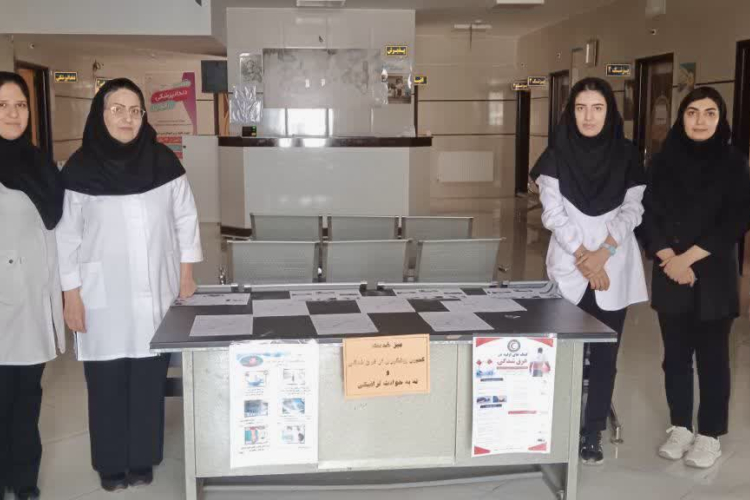 میز خدمت در مرکز خدمات جامع سلامت تیران برگزار شد
