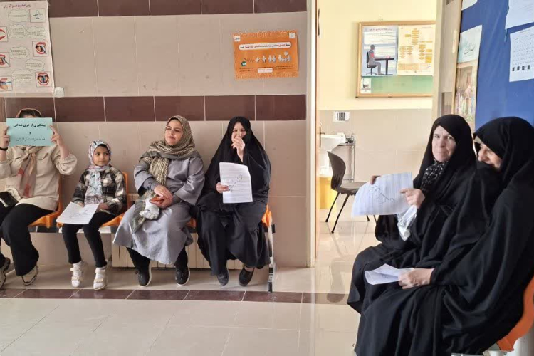 جلسه آموزشی ویژه مراجعین خانه بهداشت سوران برگزار شد
