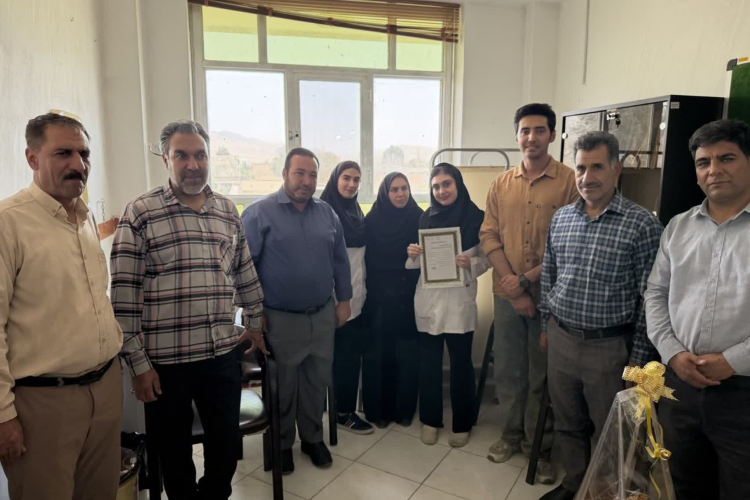 تقدیر شهردار رضوانشهر از مدیر و کارکنان مرکز خدمات جامع سلامت رضوانشهر