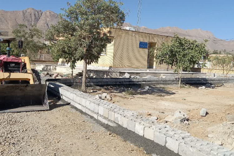 محوطه سازی خانه بهداشت روستای قلعه ناظر