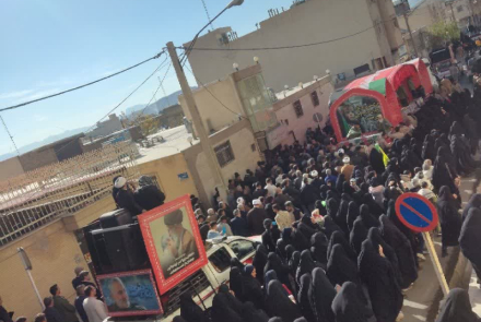  برنامه استقبال و تشییع کاروان اهالی بهشت باحضور پرسنل شبکه بهداشت ودرمان شهرستان تیران و کرون