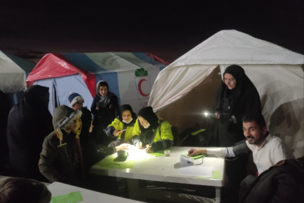  میزخدمت شبکه بهداشت ودرمان شهرستان تیران و کرون در مراسم جشن بزرگ خانوادگی مادرخوبی ها در شهر تیران