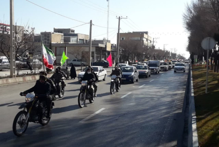 مراسم غبارروبی، عطر افشانی و رژه موتوری وخودرویی در گلزار شهدای گمنام شهر تیران
