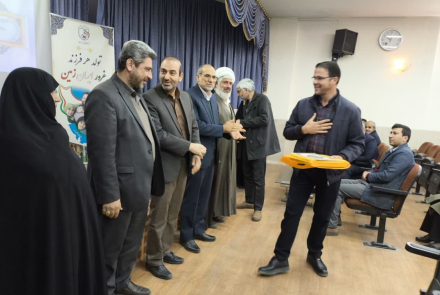 مجمع سلامت سالیانه شبکه بهداشت شهرستان تیران و کرون