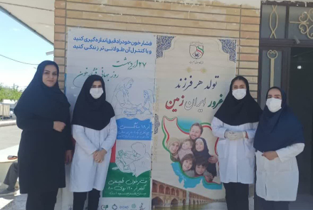 میز خدمت در دوشنبه بازار عسگران برگزار شد
