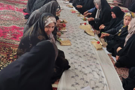 همایش پیاده روی در روستای خرمنان برگزار شد