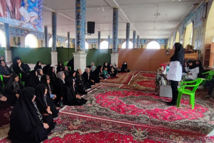 همایش پیاده روی در روستای خرمنان برگزار شد