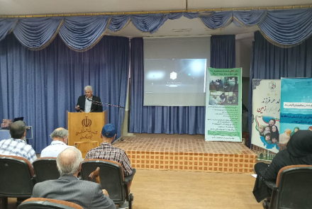 جلسه آموزشی ویژه بازنشستگان و سالمندان شهر تیران برگزار شد